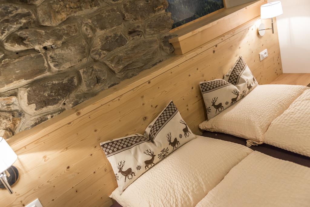 Waldheim Appartements Бресаноне Стая снимка