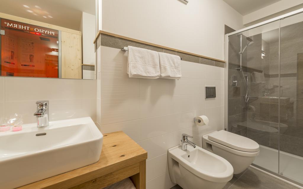 Waldheim Appartements Бресаноне Стая снимка